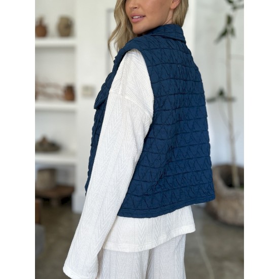 Women's Casual Quilted Vest - Sleeveless, Snap-Button, Relaxed Fit with Collar & Pockets, Navy Black - Perfect for Spring/Fall/Winter Outdoor Activities Women's Casual Quilted Vest - Sleeveless, Snap-Button, Relaxed Fit with Collar & Pockets, Navy Black - Perfect for Spring/Fall/Winter Outdoor Activities
